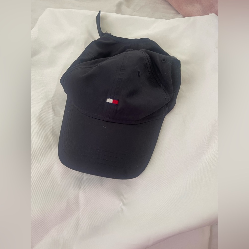 Hat Tommy Hilfiger